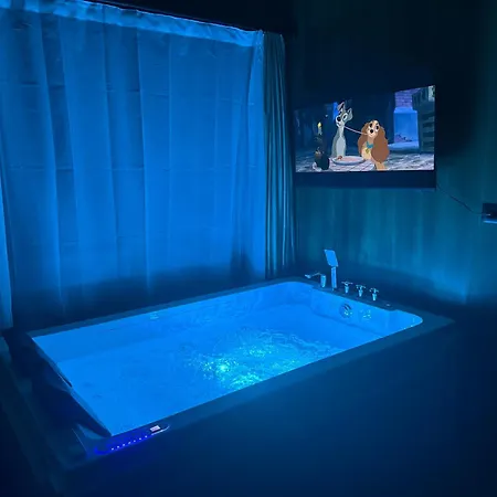 Octerra - Private Jacuzzi - & Mountain View *